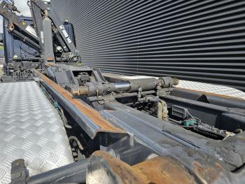 Scania R114.340 6x2 / HIAB CRANE + 25T HOOKLIFT